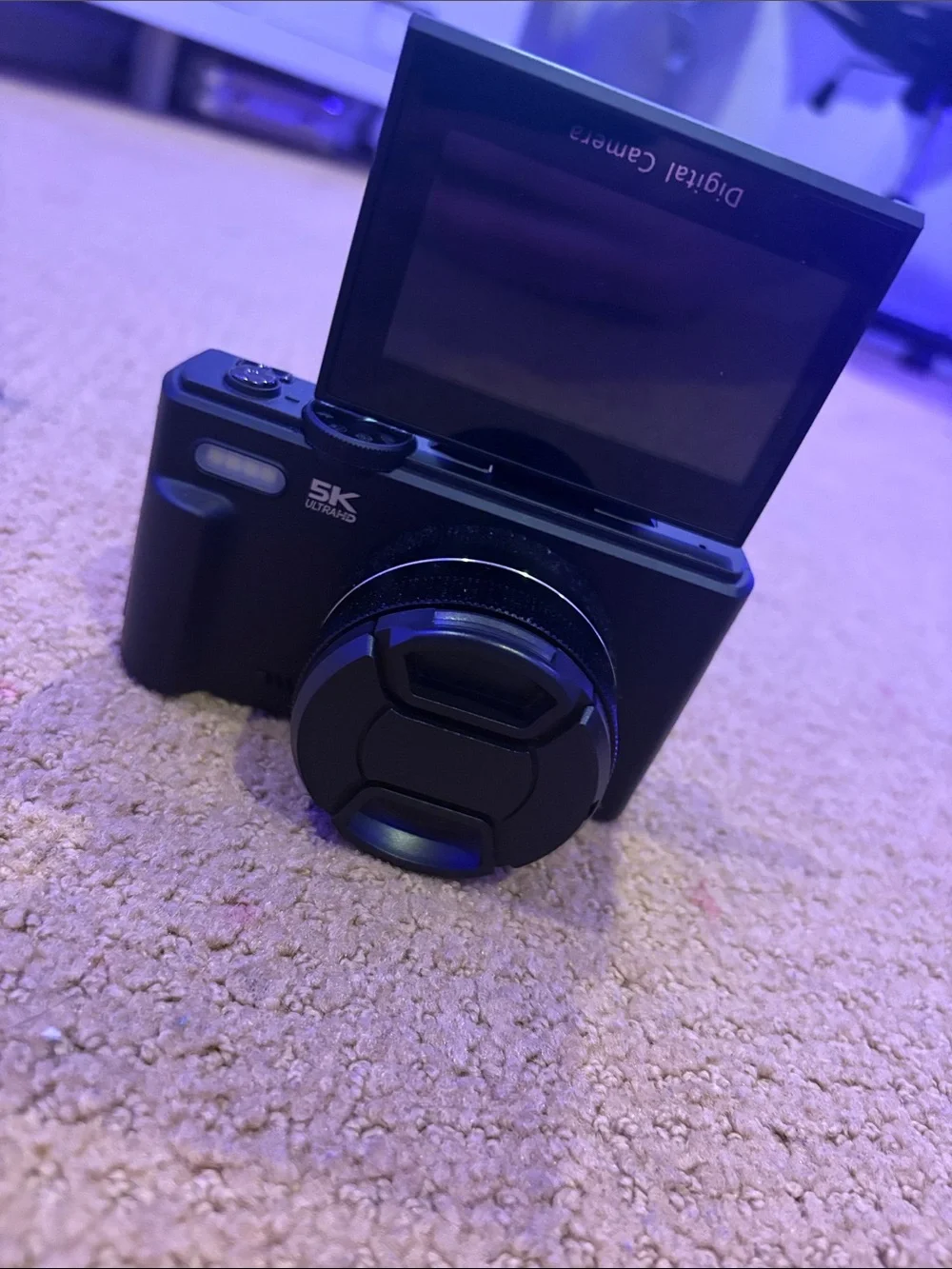 5K Ultra HD Black Compact Digital Camera with Lens Cap